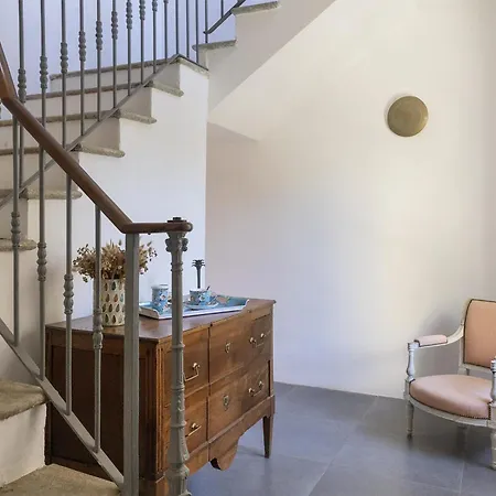 Les Roses Villa